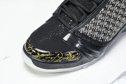 Room 23 Jordan Trophy Black 0806